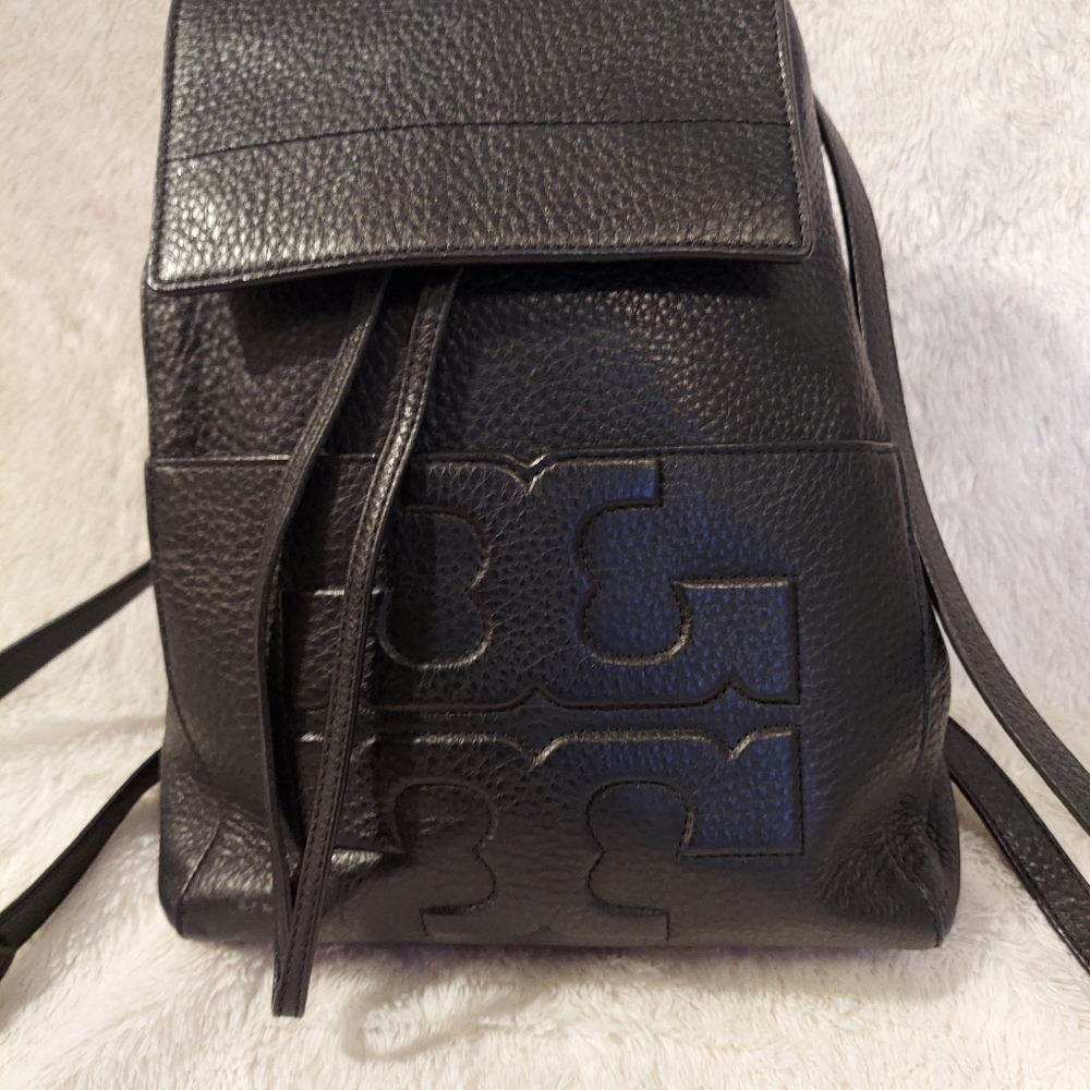 Tory Burch Leather Bombe T Flap Backpack BLACK w/Mercer Inlay Keychain